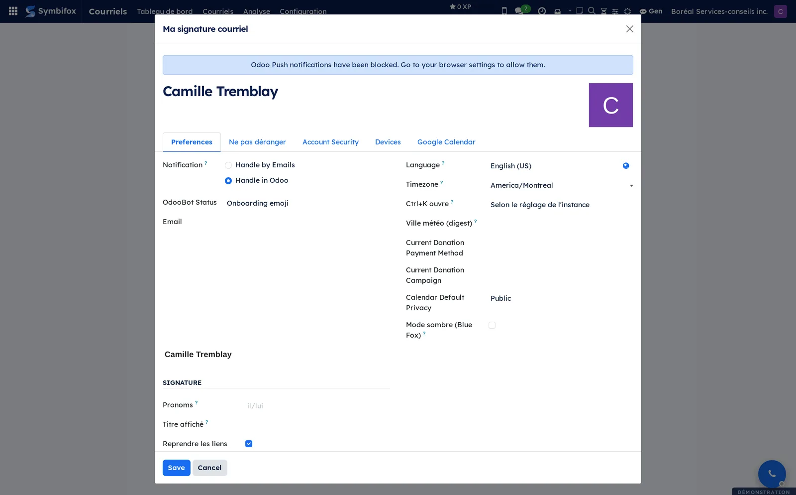Preferences record opened on the Signature section: pronouns, displayed title and reuse of the company's links