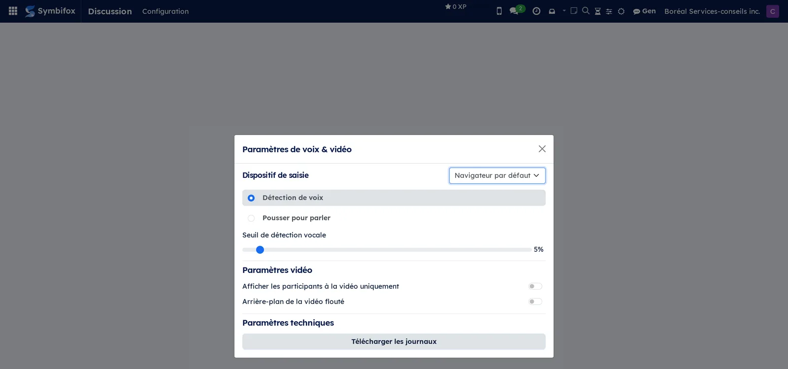 Fenêtre Paramètres de voix et vidéo : dispositif de saisie, détection de voix ou pousser pour parler, seuil, options vidéo
