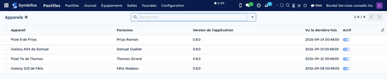 Liste des téléphones appariés avec leur personne, leur version d'application et leur dernière utilisation